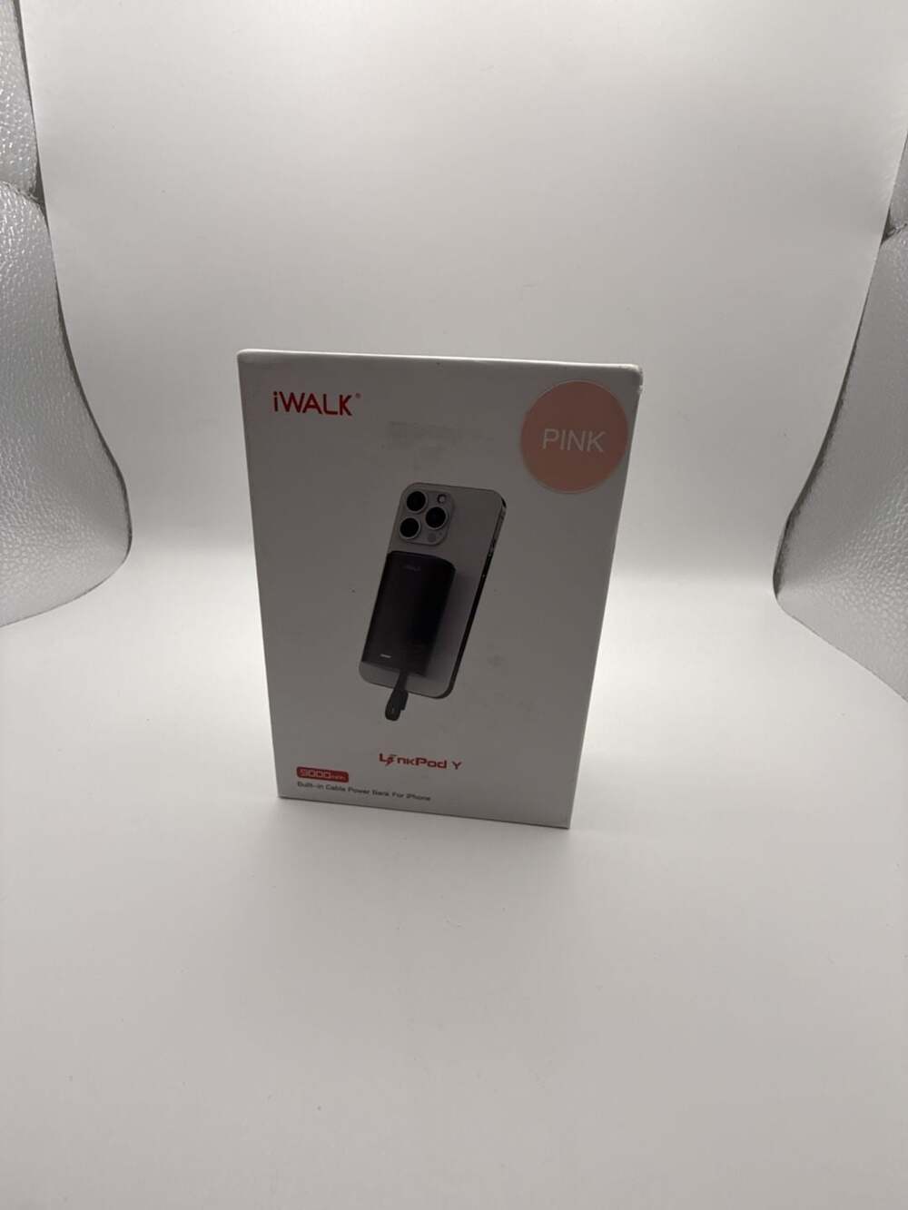 iWALK LinkPod Y 9000mAh Built-in Cable Power Bank for iPhone - Pink